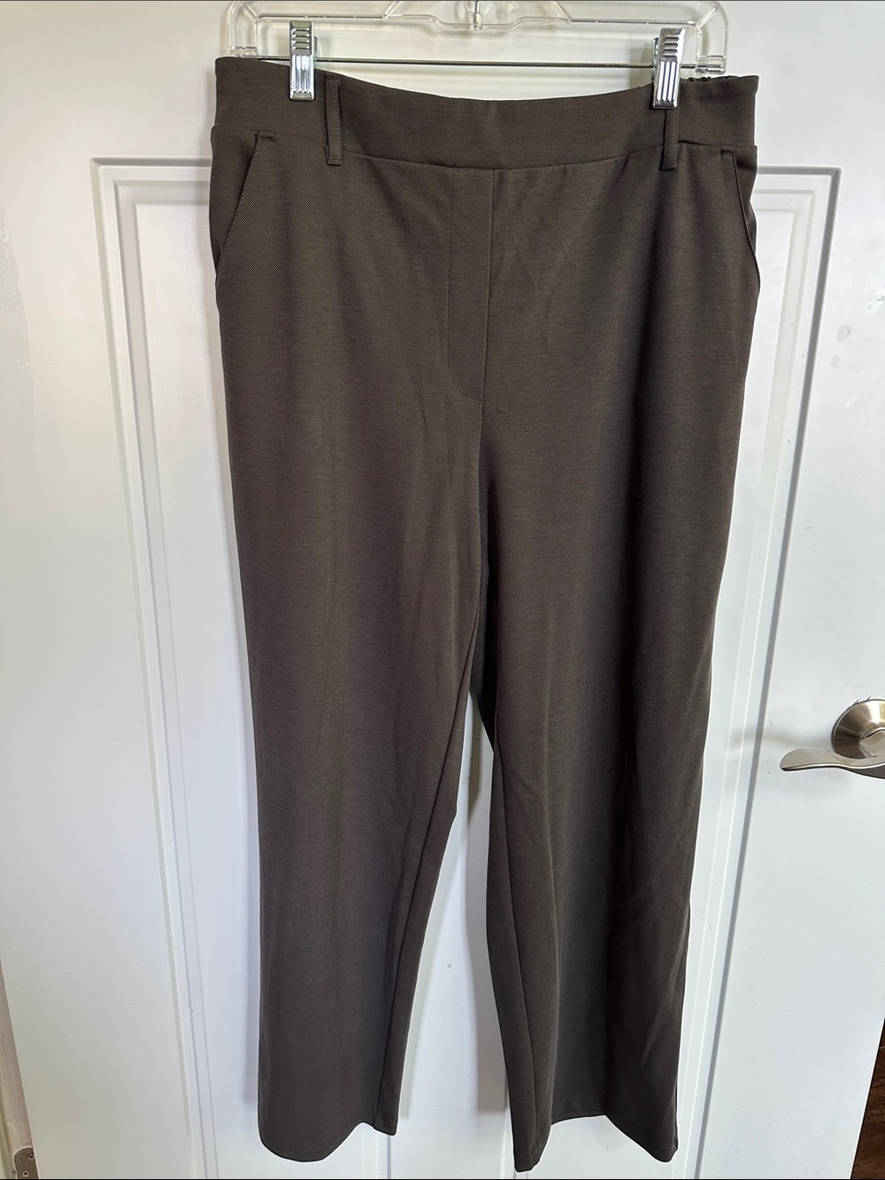 NWOT 32 Degrees Black-Brown Straight Leg Pull-On Pants Comfy Medium